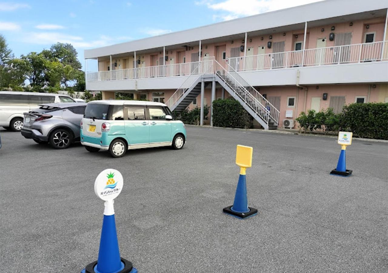 Pine Hills Hotel Miyakojima Esterno foto